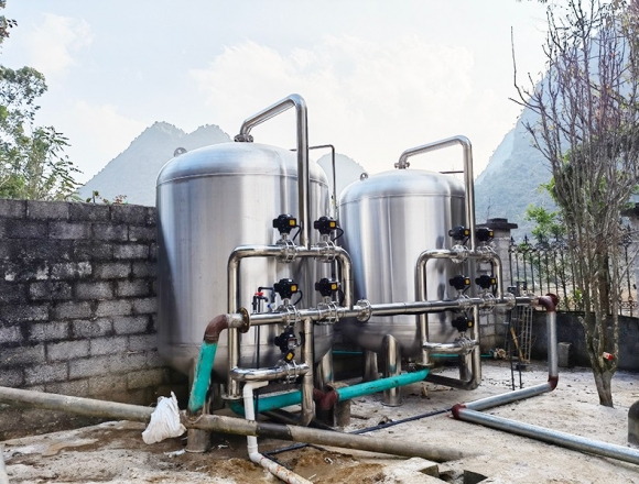 貴州貴定縣半坡50噸地下水凈化設備